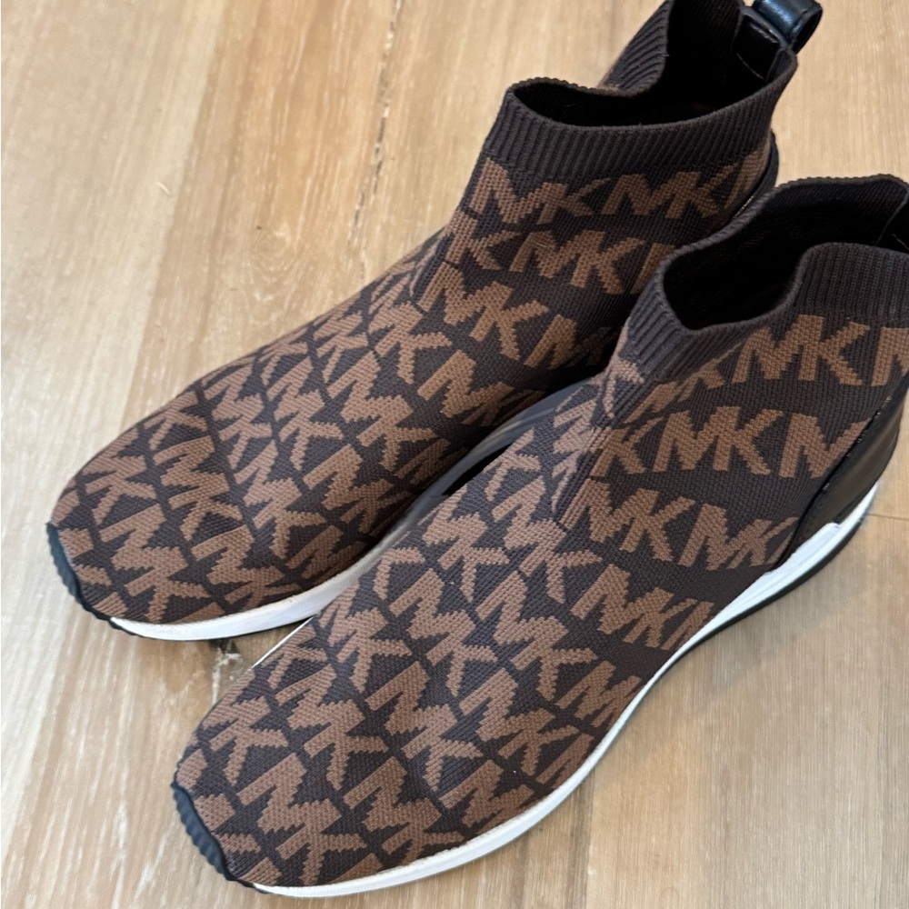Michael Kors Women’s Brown Slip-On Sneakers
